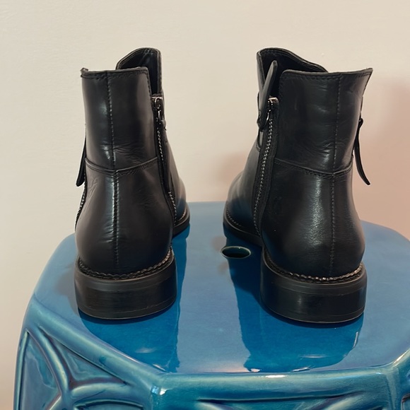 Franco Sarto NWB black leather booties - Picture 5 of 6